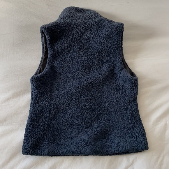 Patagonia Vest - Picture 2 of 8